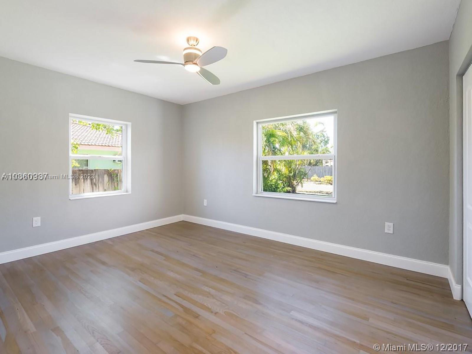 1231 N 16th Ct, Hollywood, Florida 33020, 2 Bedrooms Bedrooms, ,1 BathroomBathrooms,Residential,For Sale,1231 N 16th Ct,A11503617