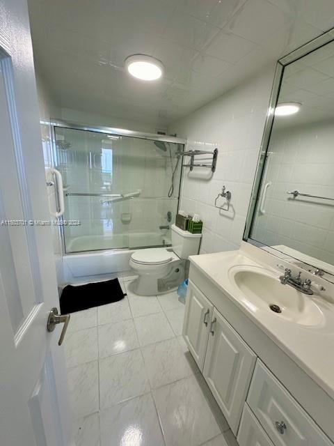 5005 Collins Ave 420, Miami Beach, Florida 33140, 1 Bedroom Bedrooms, ,2 BathroomsBathrooms,Residentiallease,For Rent,5005 Collins Ave 420,A11503701
