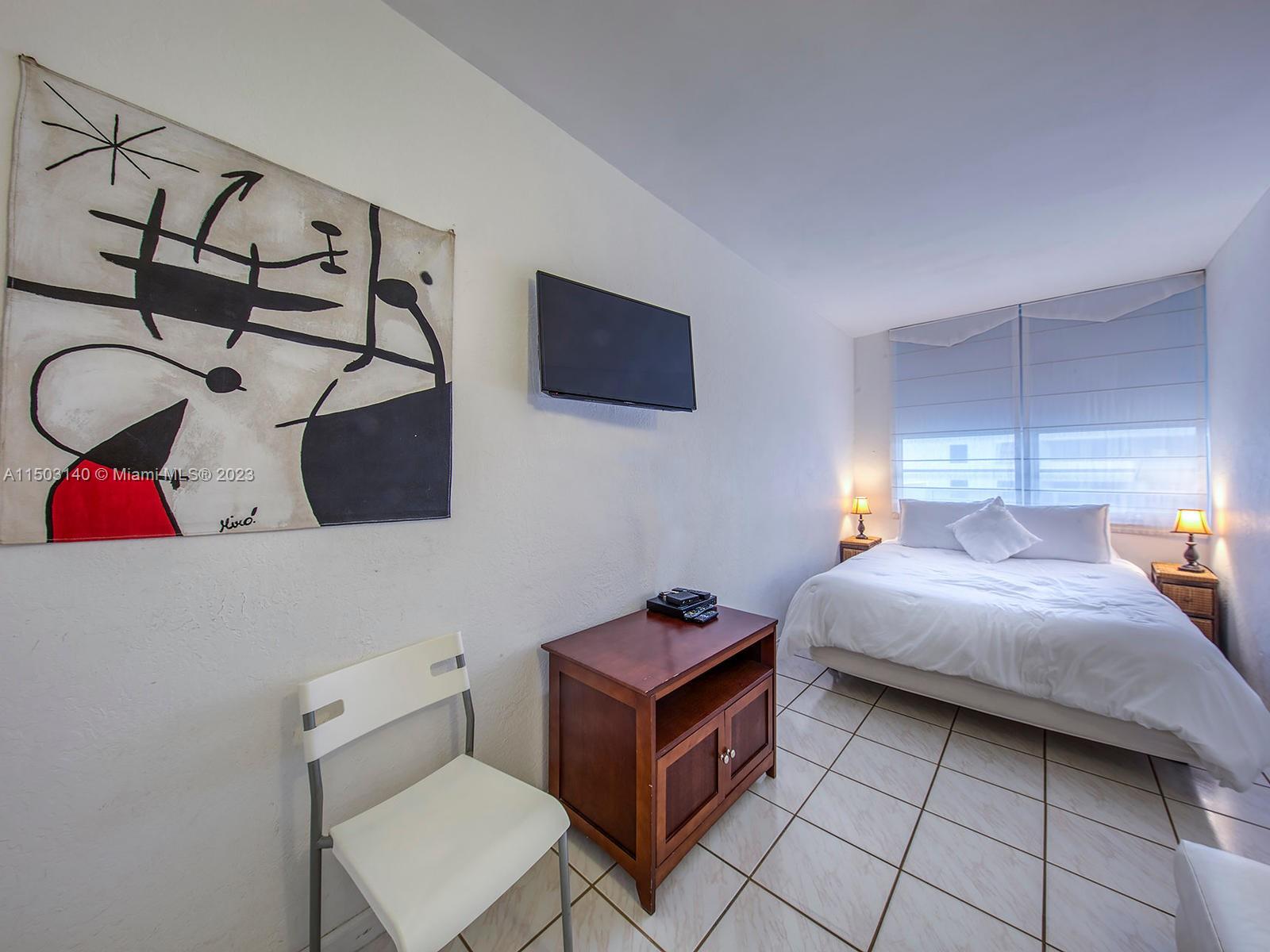 100 Lincoln Rd 830, Miami Beach, Florida 33139, 1 Bedroom Bedrooms, ,1 BathroomBathrooms,Residentiallease,For Rent,100 Lincoln Rd 830,A11503140
