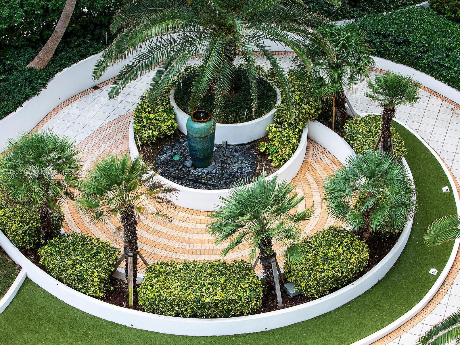 100 Lincoln Rd 830, Miami Beach, Florida 33139, 1 Bedroom Bedrooms, ,1 BathroomBathrooms,Residentiallease,For Rent,100 Lincoln Rd 830,A11503140