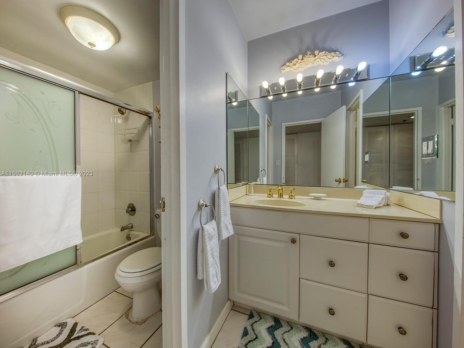 100 Lincoln Rd 830, Miami Beach, Florida 33139, 1 Bedroom Bedrooms, ,1 BathroomBathrooms,Residentiallease,For Rent,100 Lincoln Rd 830,A11503140