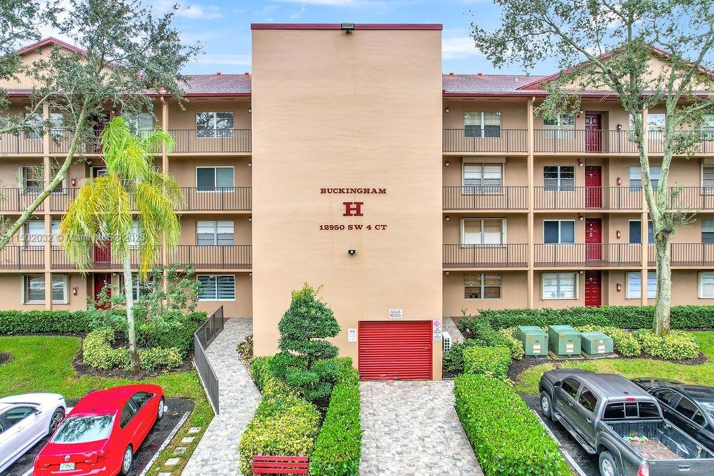 12950 SW 4th Ct 202H, Pembroke Pines, FL 33027, 1 Bedroom Bedrooms, ,1 BathroomBathrooms,Residential,For Sale,4th Ct,A11502032