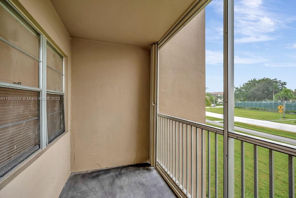 12950 SW 4th Ct 202H, Pembroke Pines, FL 33027, 1 Bedroom Bedrooms, ,1 BathroomBathrooms,Residential,For Sale,4th Ct,A11502032