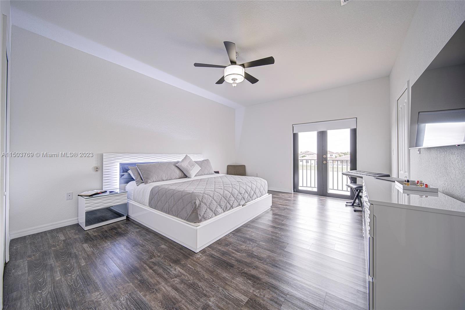 4450 SW 164th Ave, Miami, Florida 33185, 5 Bedrooms Bedrooms, ,3 BathroomsBathrooms,Residential,For Sale,4450 SW 164th Ave,A11503769