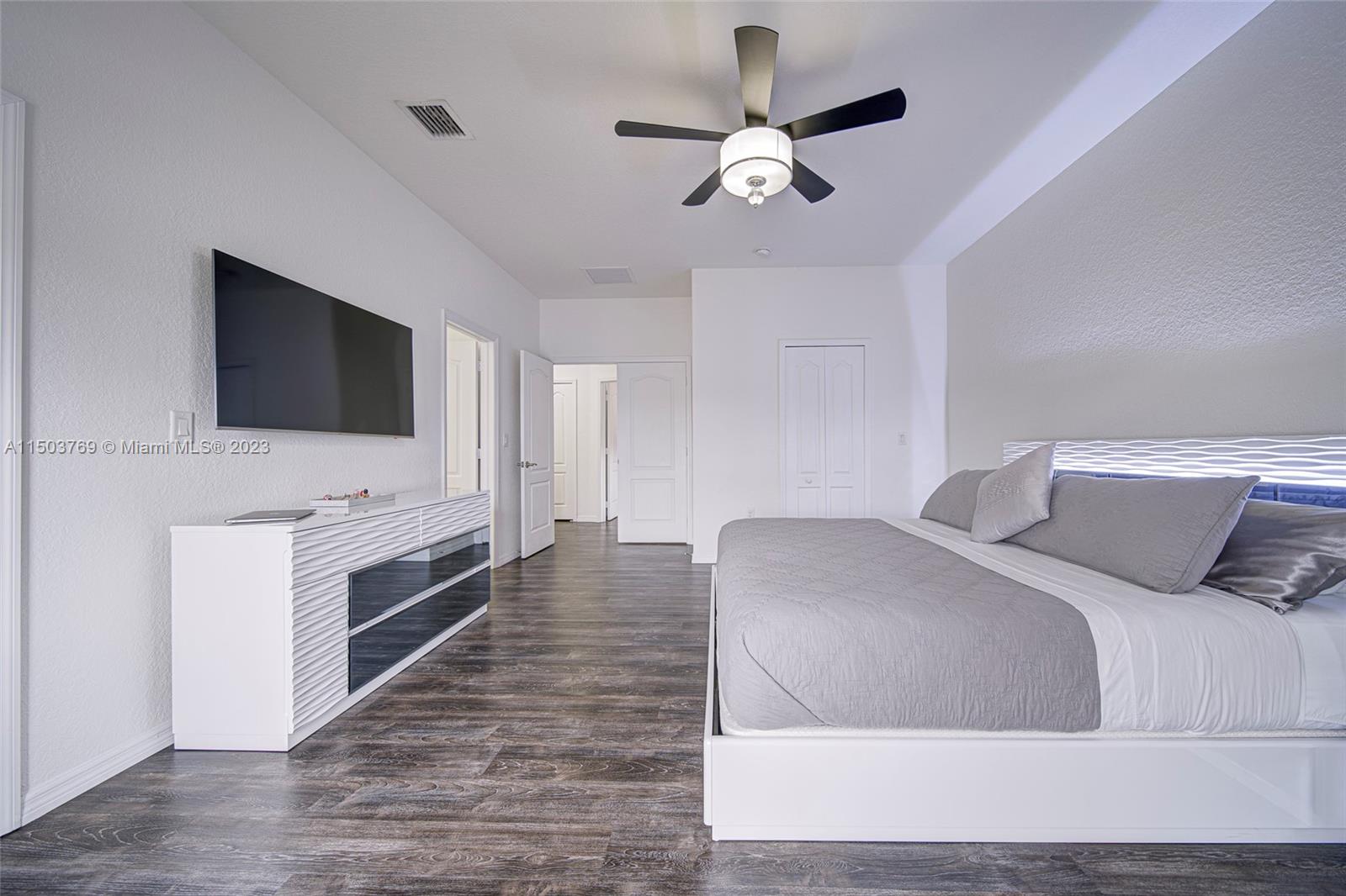 4450 SW 164th Ave, Miami, Florida 33185, 5 Bedrooms Bedrooms, ,3 BathroomsBathrooms,Residential,For Sale,4450 SW 164th Ave,A11503769