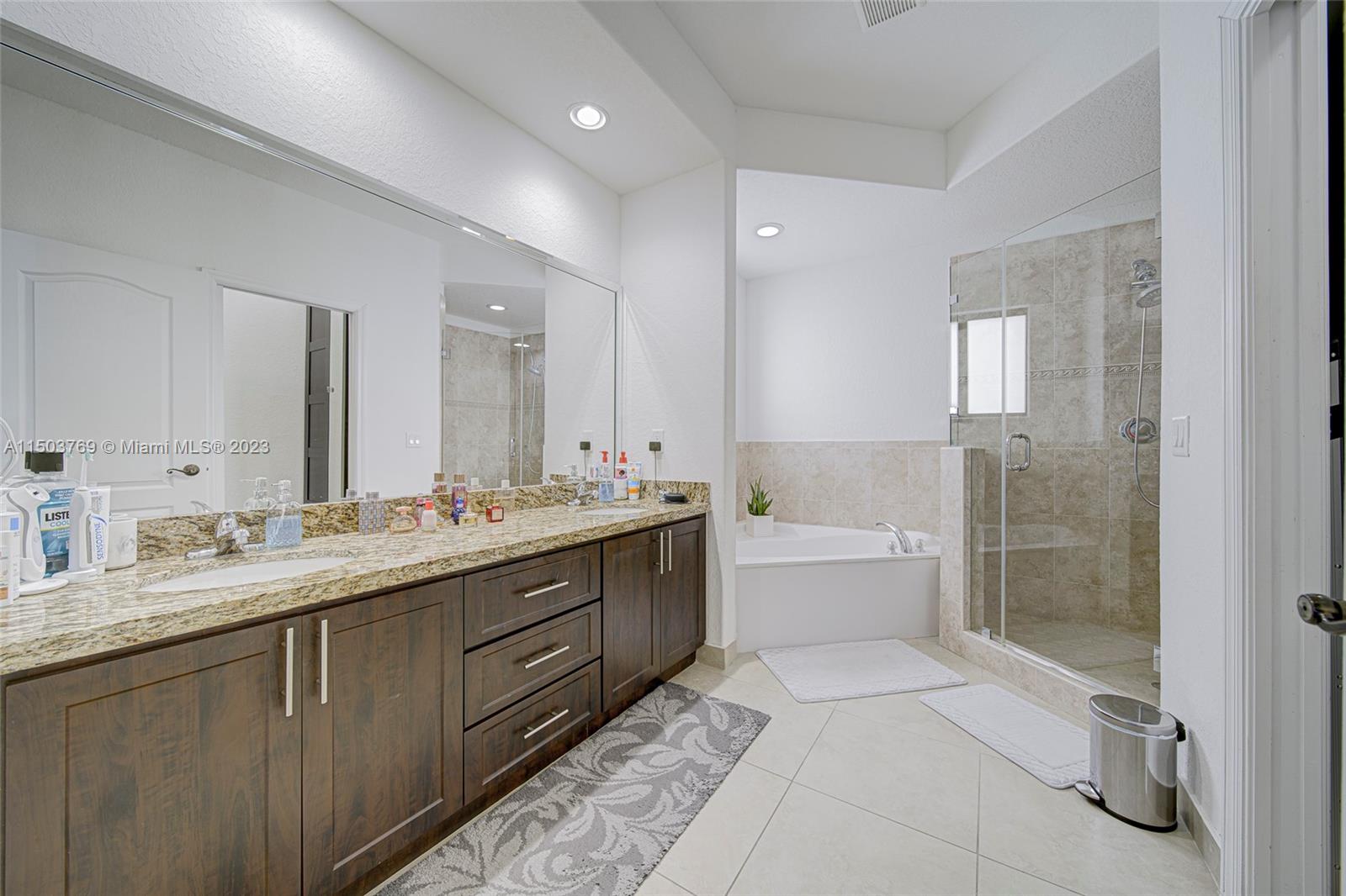 4450 SW 164th Ave, Miami, Florida 33185, 5 Bedrooms Bedrooms, ,3 BathroomsBathrooms,Residential,For Sale,4450 SW 164th Ave,A11503769