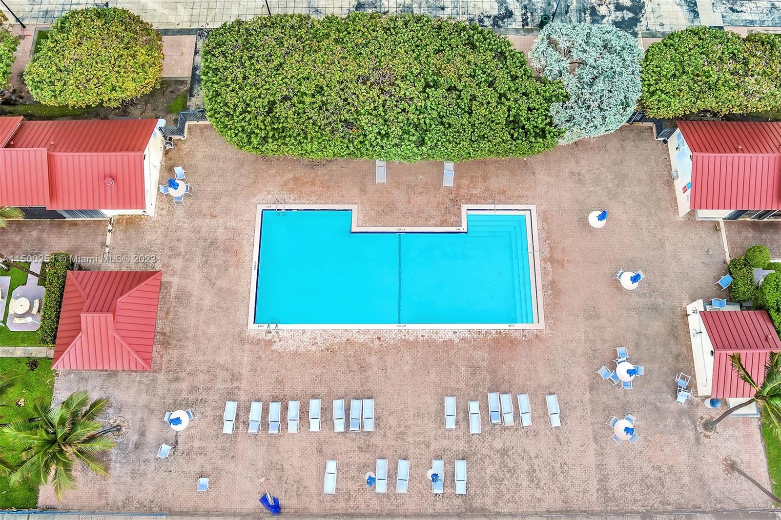 2555 Collins Ave PH101, Miami Beach, Florida 33140, 2 Bedrooms Bedrooms, ,2 BathroomsBathrooms,Residential,For Sale,2555 Collins Ave PH101,A11500251