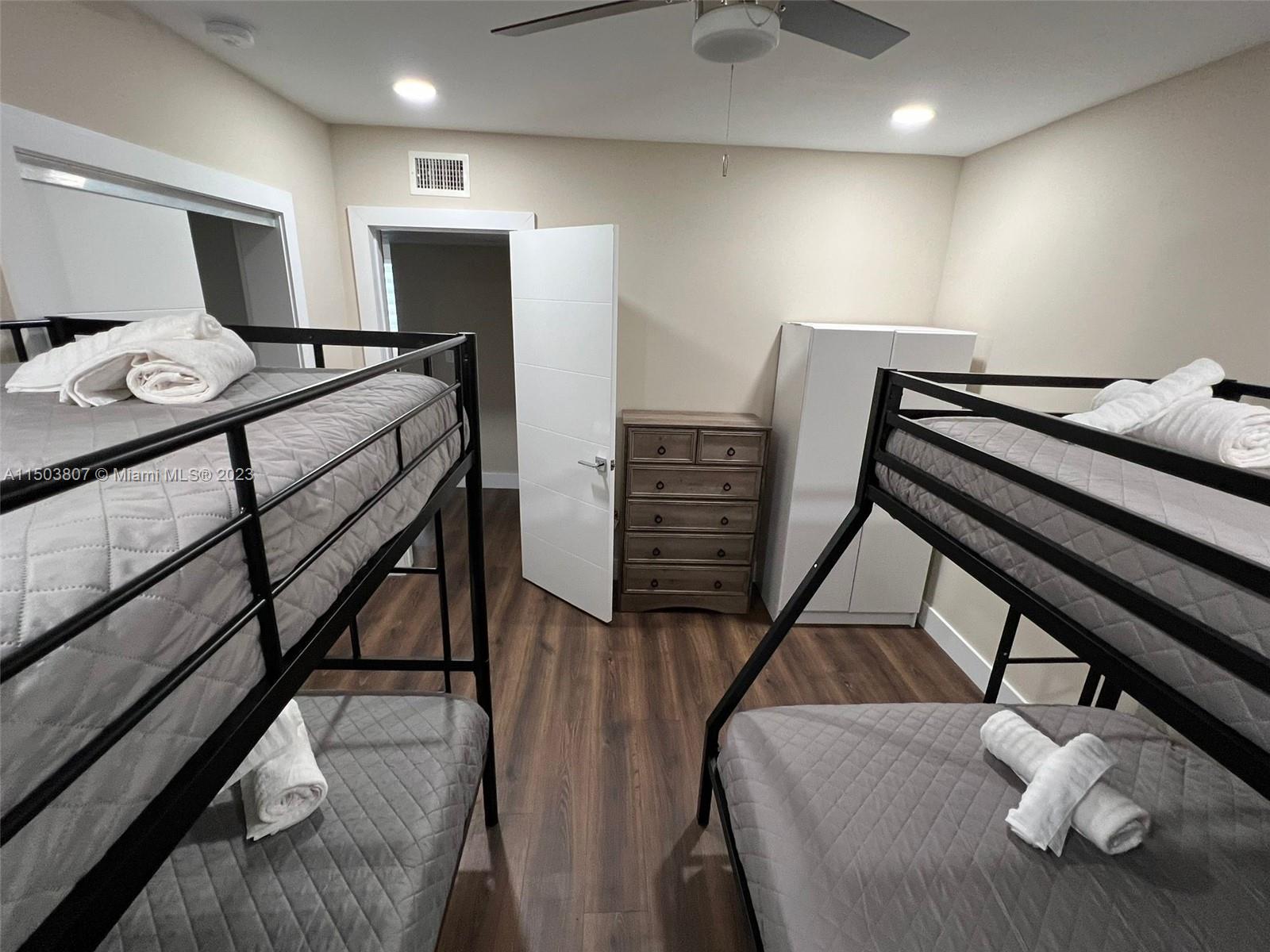 945 79th Ter 1, Miami Beach, Florida 33141, 2 Bedrooms Bedrooms, ,1 BathroomBathrooms,Residentiallease,For Rent,945 79th Ter 1,A11503807