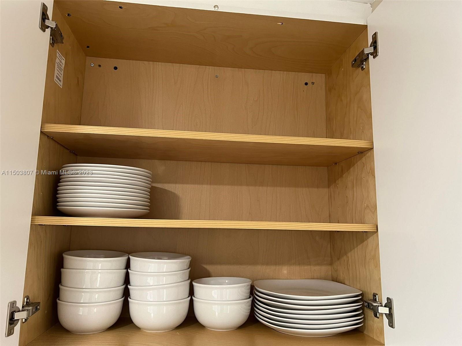 945 79th Ter 1, Miami Beach, Florida 33141, 2 Bedrooms Bedrooms, ,1 BathroomBathrooms,Residentiallease,For Rent,945 79th Ter 1,A11503807