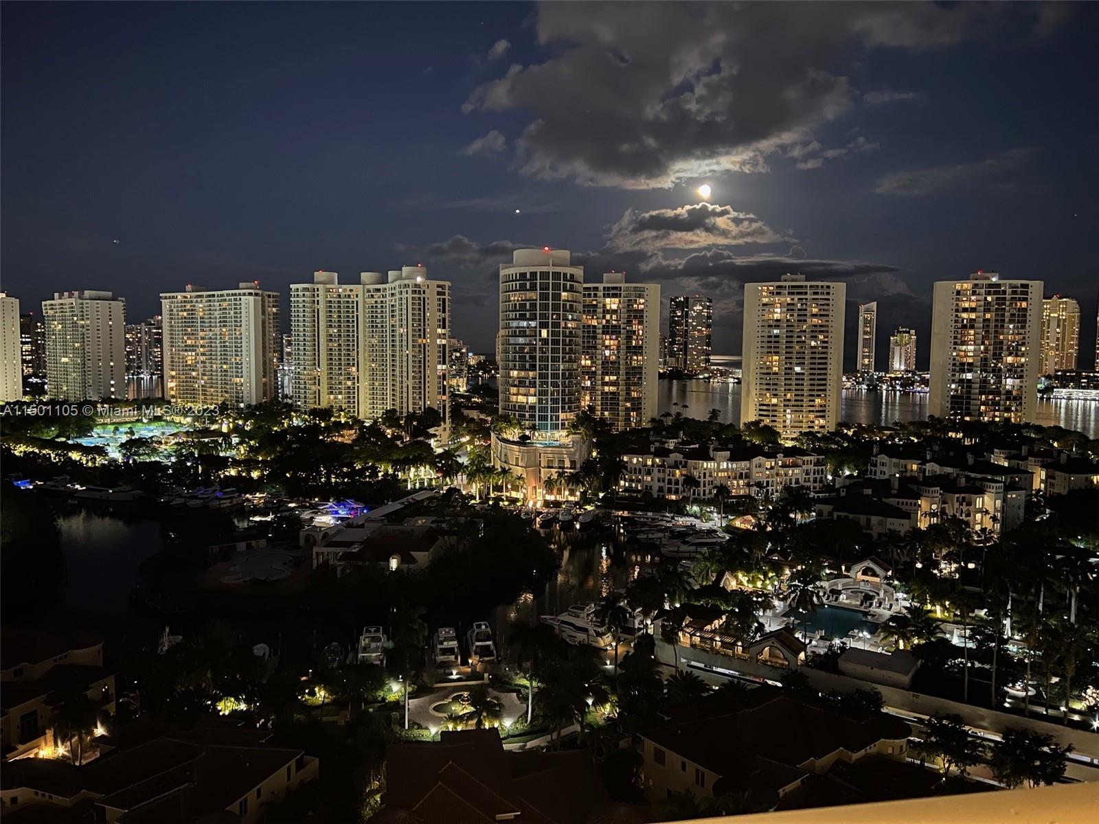 1000 Island Blvd, Aventura, FL, 33160 United States, 3 Bedrooms Bedrooms, ,2 BathroomsBathrooms,Residential,For Sale,Island Blvd,A11501105