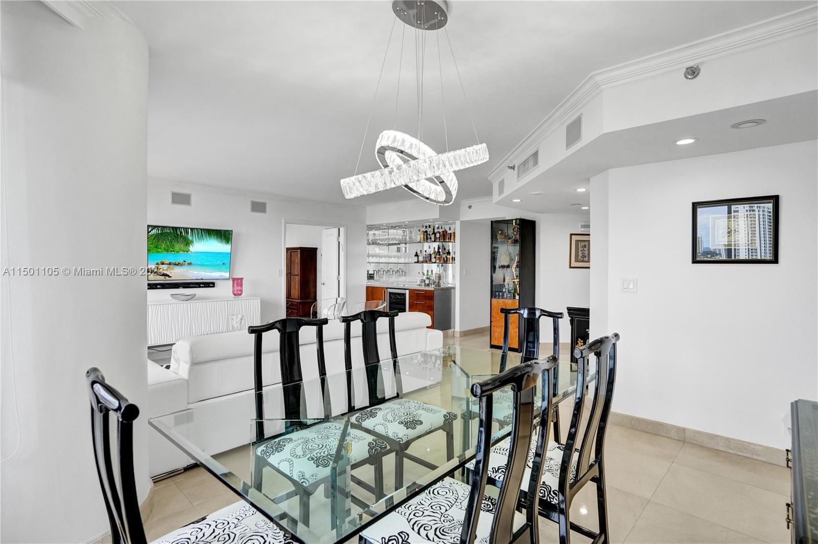1000 Island Blvd, Aventura, FL, 33160 United States, 3 Bedrooms Bedrooms, ,2 BathroomsBathrooms,Residential,For Sale,Island Blvd,A11501105