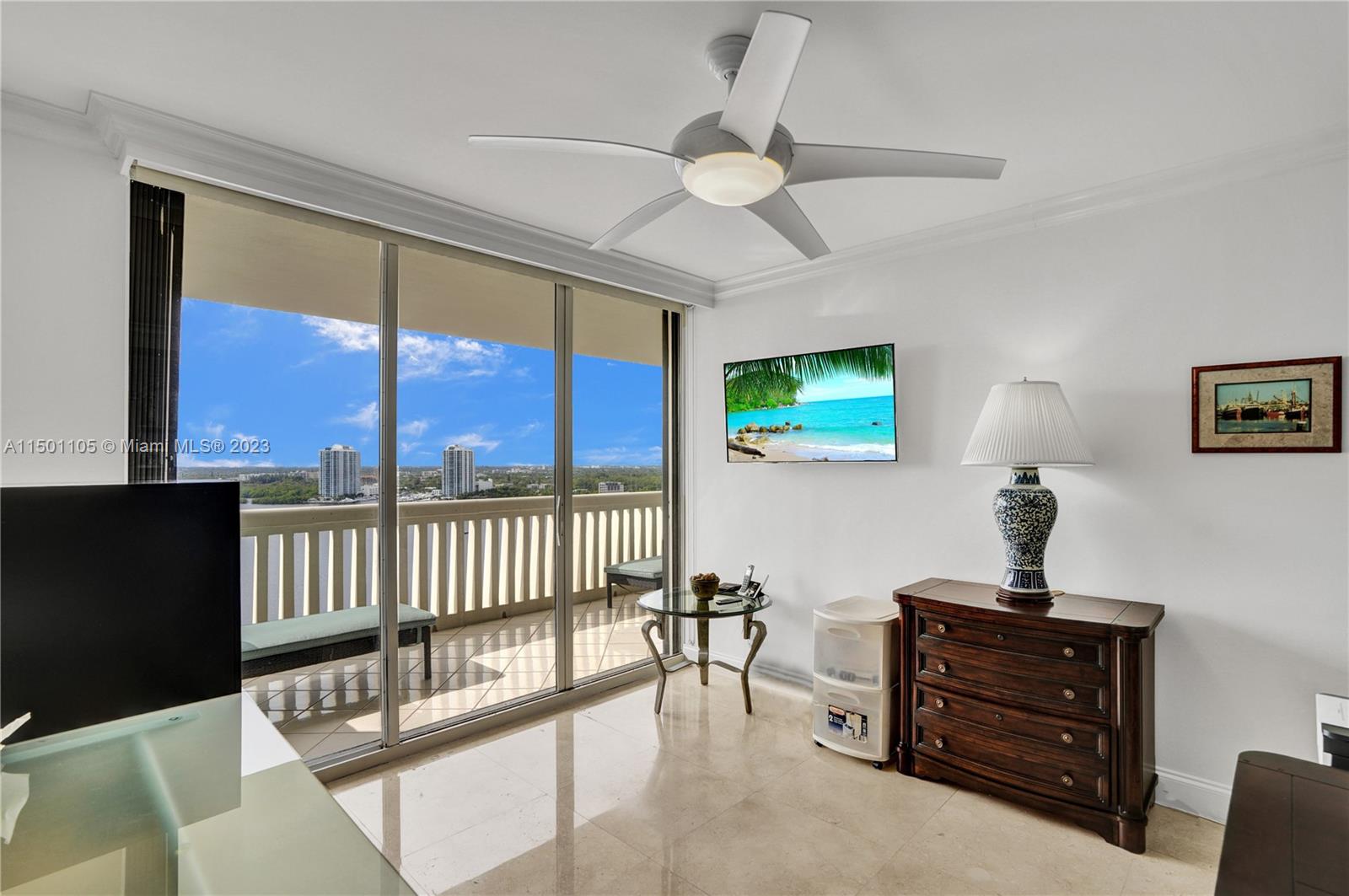 1000 Island Blvd, Aventura, FL, 33160 United States, 3 Bedrooms Bedrooms, ,2 BathroomsBathrooms,Residential,For Sale,Island Blvd,A11501105
