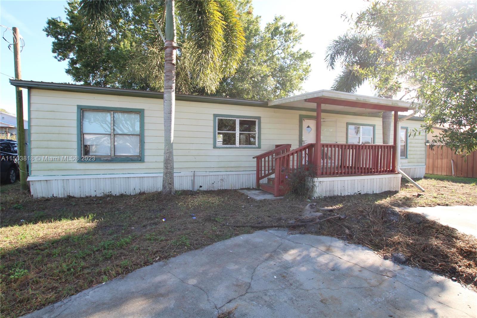 2318 SE 38th Trail, Okeechobee, FL 34974