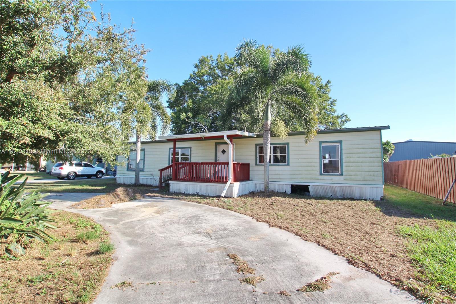 2318 38th Trail, Okeechobee, FL, 34974 United States, 3 Bedrooms Bedrooms, ,2 BathroomsBathrooms,Residential,For Sale,38th Trail,A11503818