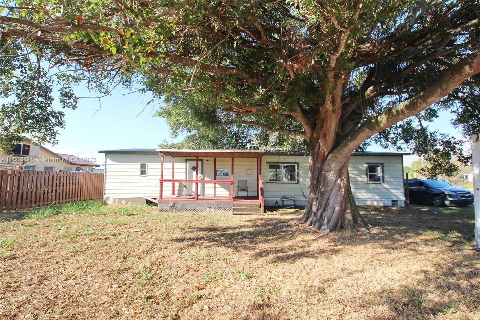 2318 38th Trail, Okeechobee, FL, 34974 United States, 3 Bedrooms Bedrooms, ,2 BathroomsBathrooms,Residential,For Sale,38th Trail,A11503818