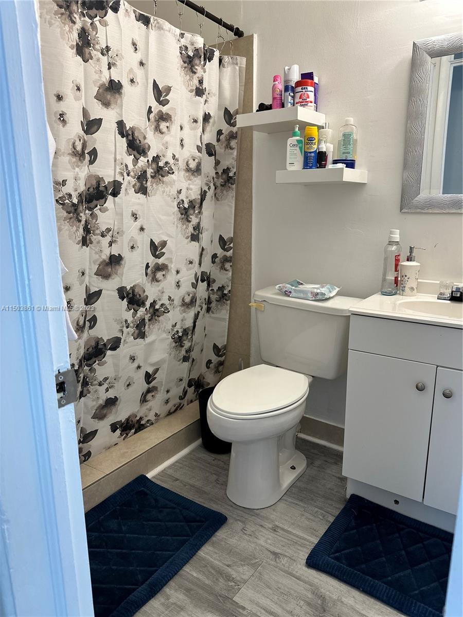 1161 15th St, Fort Lauderdale, FL, 33311 United States, 3 Bedrooms Bedrooms, ,2 BathroomsBathrooms,Residential,For Sale,15th St,A11503861