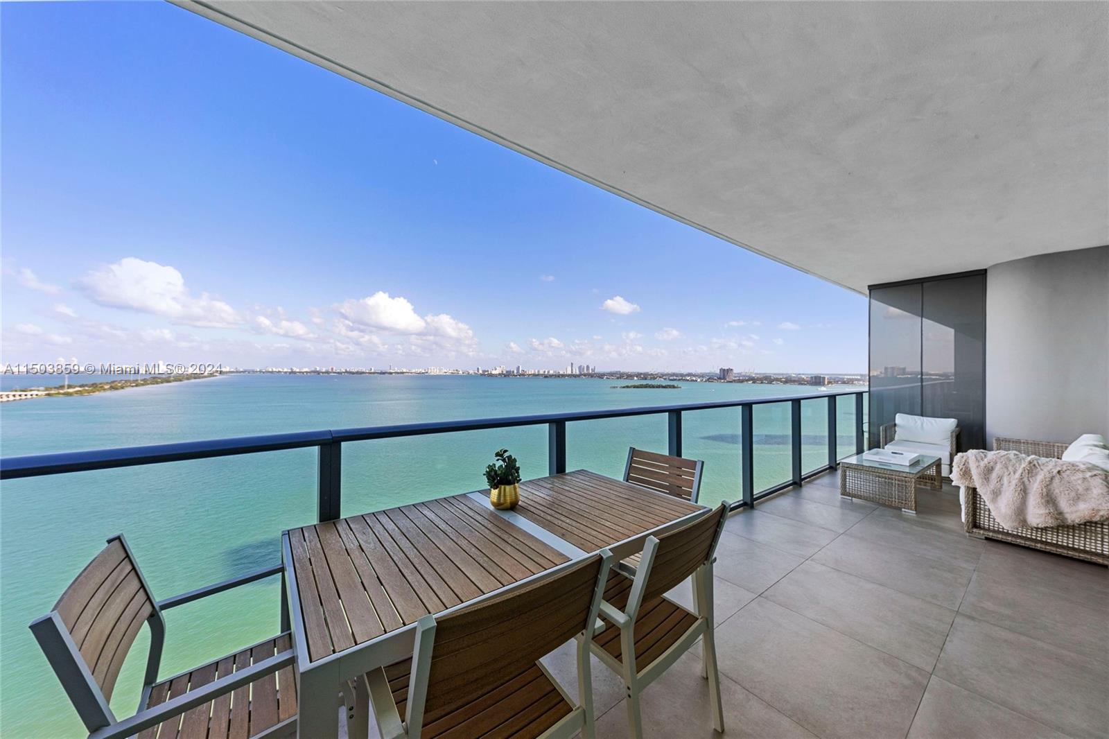 Apartamento en Venta en Miami, FL