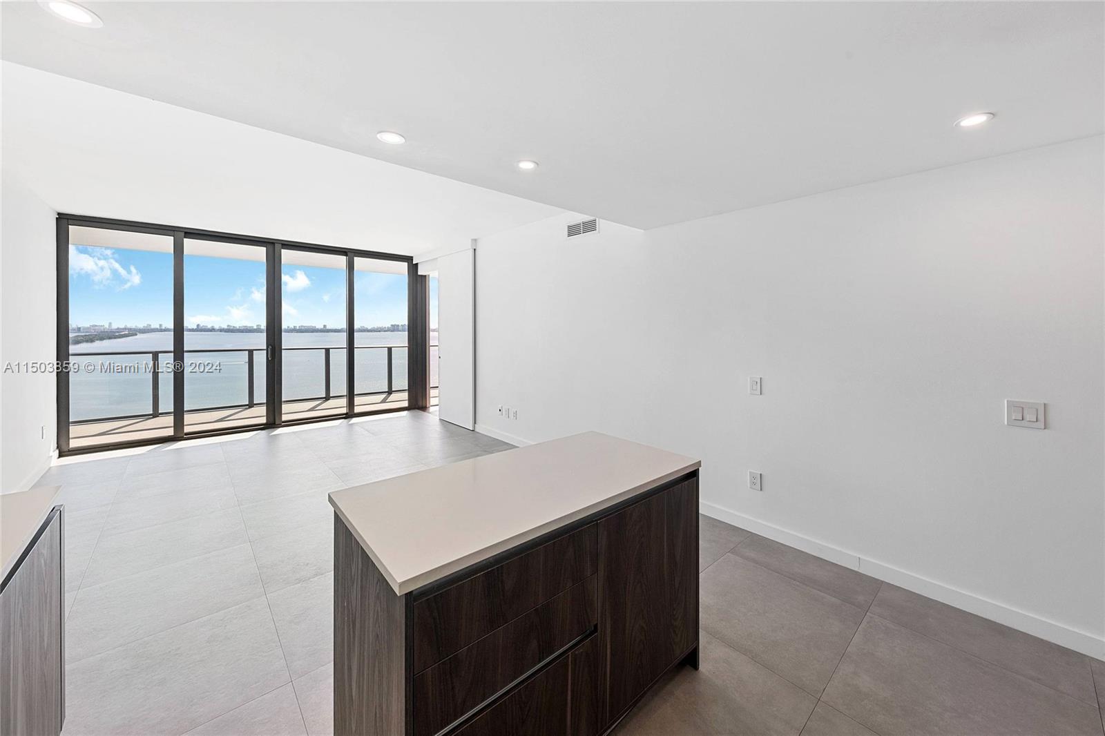 3131 NE 7th Ave 2005, Miami, Florida 33137, 2 Bedrooms Bedrooms, ,2 BathroomsBathrooms,Residential,For Sale,3131 NE 7th Ave 2005,A11503859