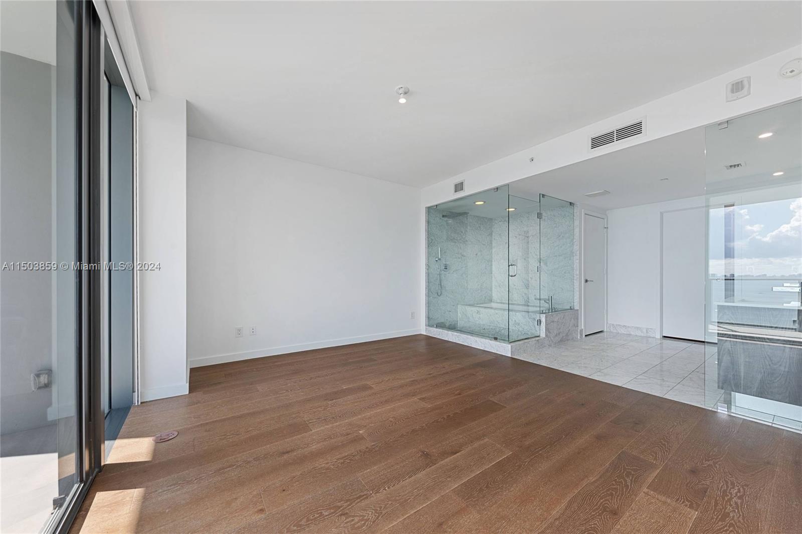 3131 NE 7th Ave 2005, Miami, Florida 33137, 2 Bedrooms Bedrooms, ,2 BathroomsBathrooms,Residential,For Sale,3131 NE 7th Ave 2005,A11503859