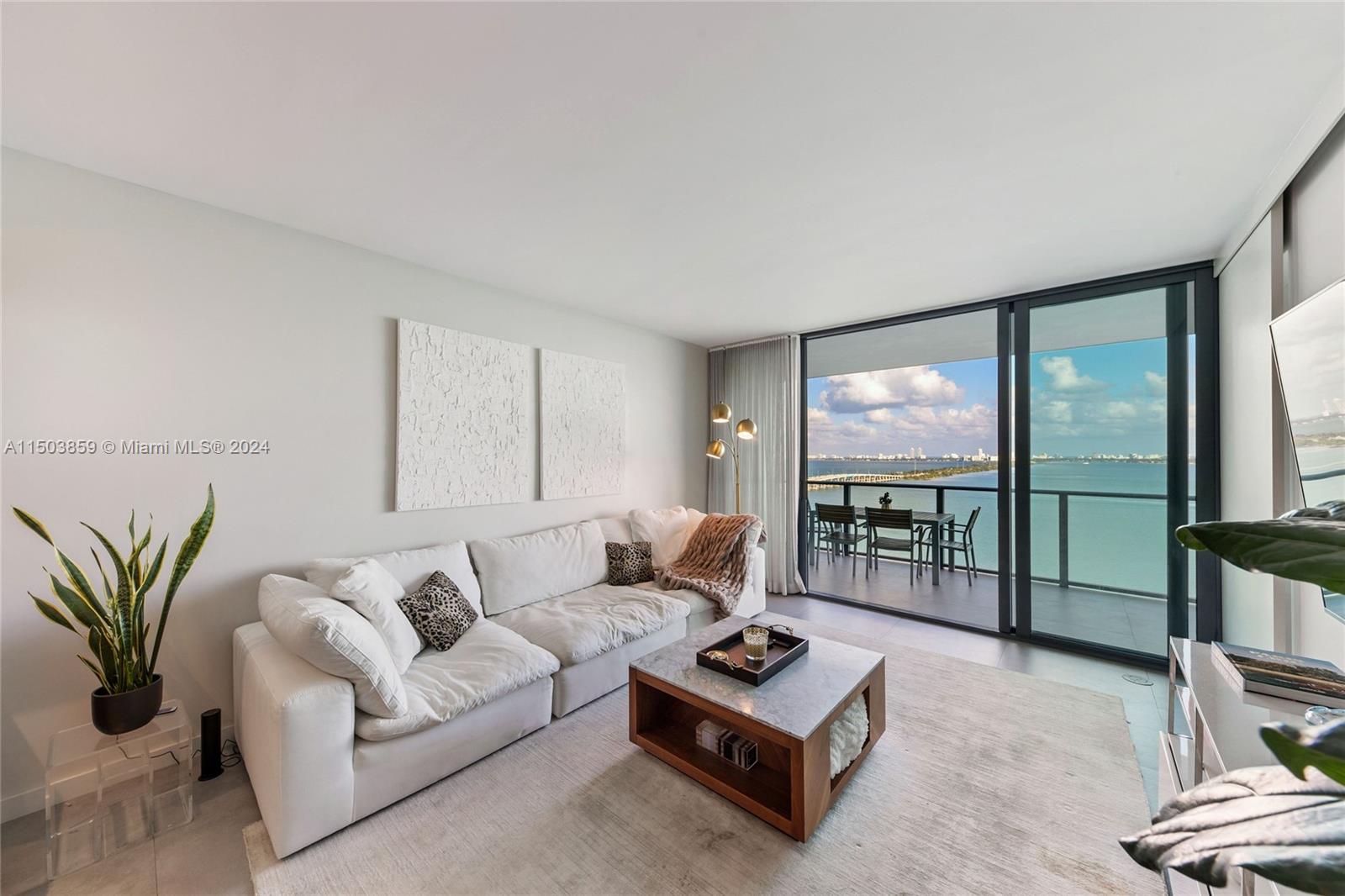 3131 NE 7th Ave 2005, Miami, Florida 33137, 2 Bedrooms Bedrooms, ,2 BathroomsBathrooms,Residential,For Sale,3131 NE 7th Ave 2005,A11503859