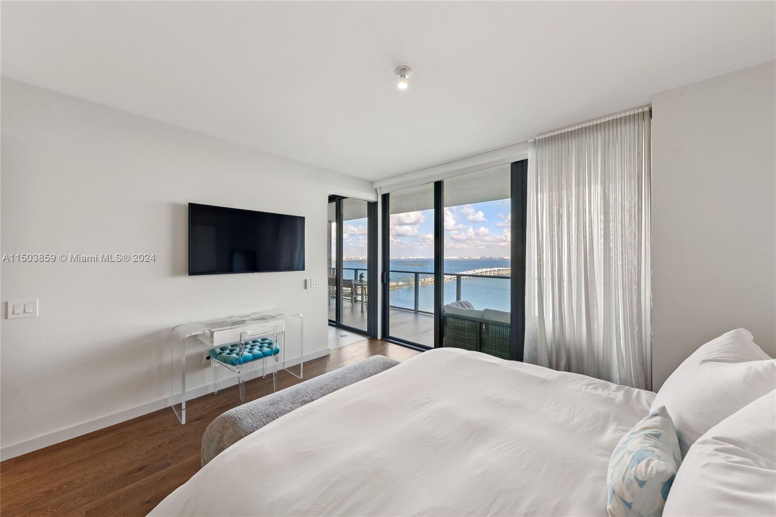 3131 NE 7th Ave 2005, Miami, Florida 33137, 2 Bedrooms Bedrooms, ,2 BathroomsBathrooms,Residential,For Sale,3131 NE 7th Ave 2005,A11503859