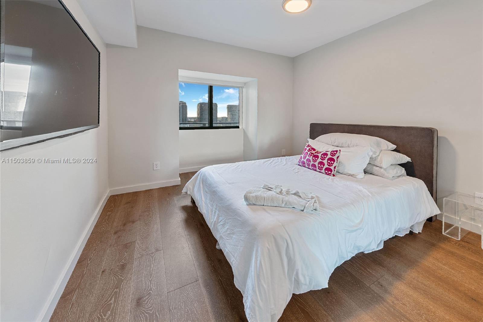 3131 NE 7th Ave 2005, Miami, Florida 33137, 2 Bedrooms Bedrooms, ,2 BathroomsBathrooms,Residential,For Sale,3131 NE 7th Ave 2005,A11503859