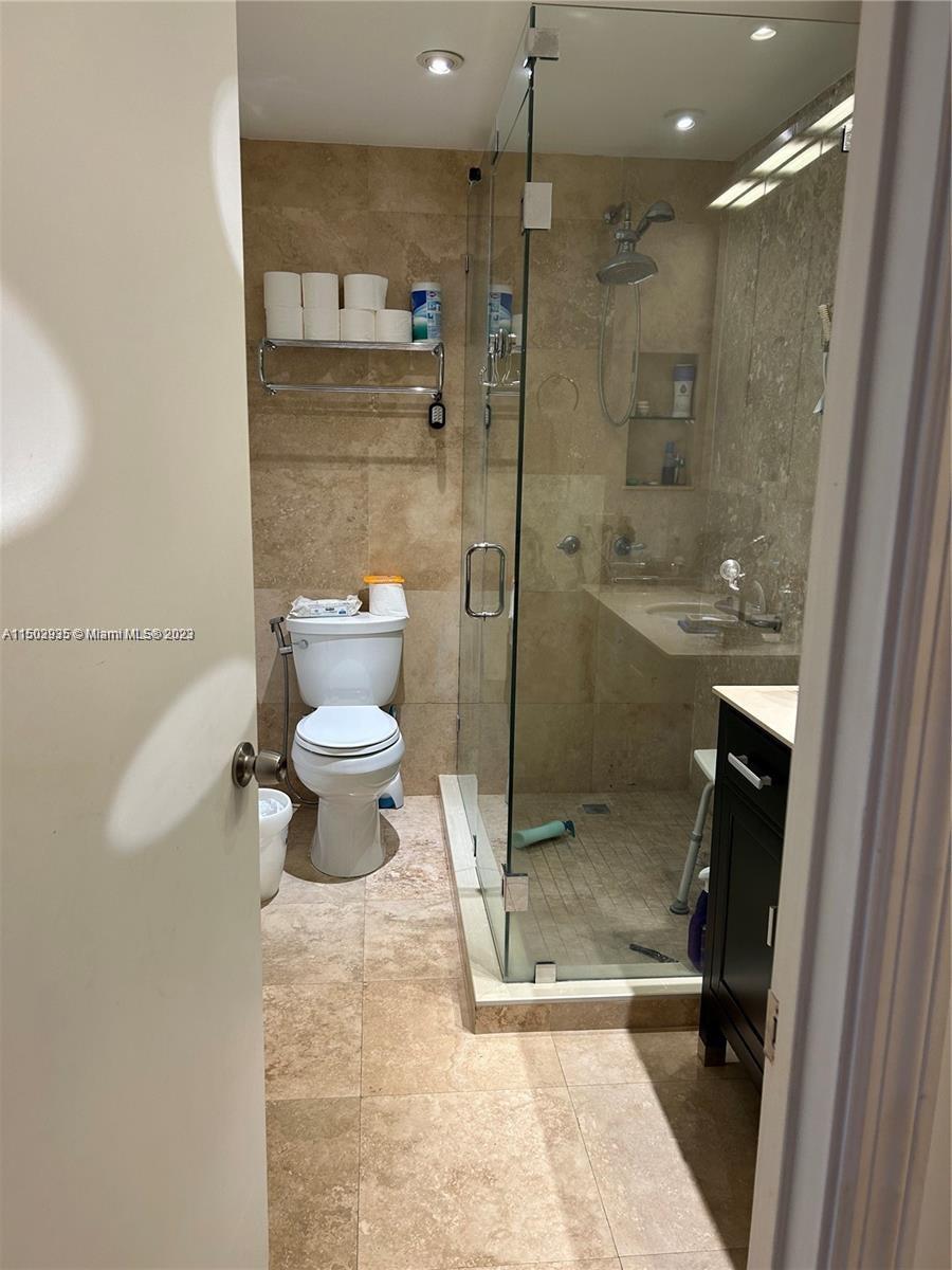 21220 Harbor Way 221-22, Aventura, Florida 33180, 3 Bedrooms Bedrooms, ,2 BathroomsBathrooms,Residentiallease,For Rent,21220 Harbor Way 221-22,A11503935