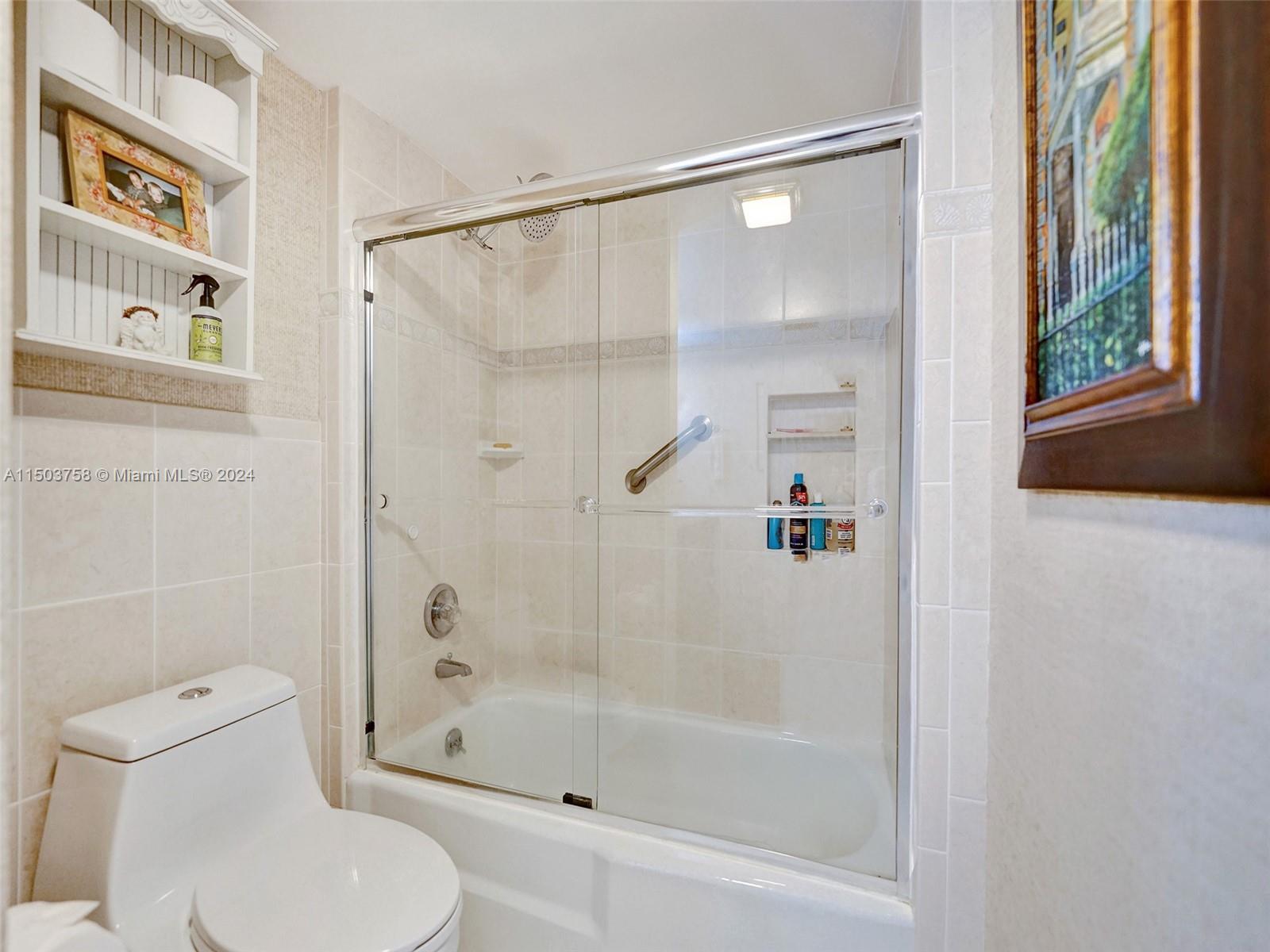 3050 47th Ct, Fort Lauderdale, FL, 33308 United States, 2 Bedrooms Bedrooms, ,2 BathroomsBathrooms,Residential,For Sale,47th Ct,A11503758