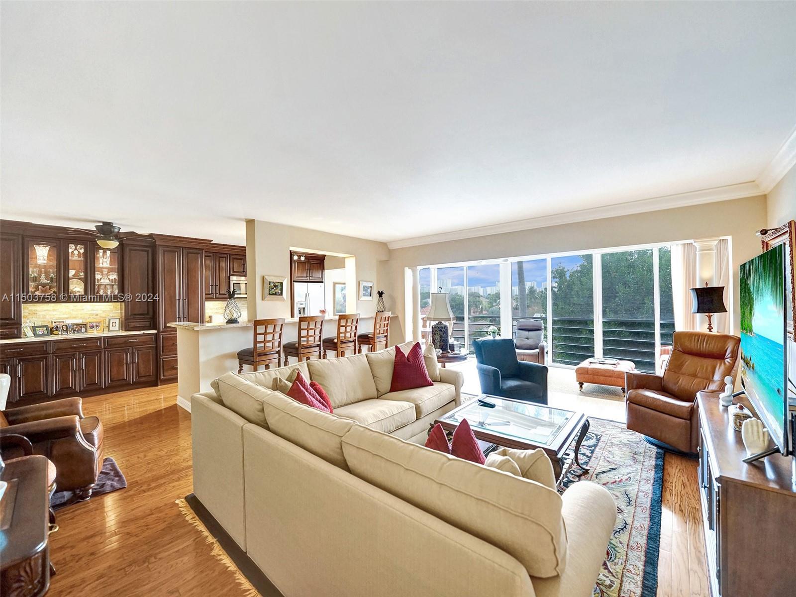 3050 47th Ct, Fort Lauderdale, FL, 33308 United States, 2 Bedrooms Bedrooms, ,2 BathroomsBathrooms,Residential,For Sale,47th Ct,A11503758