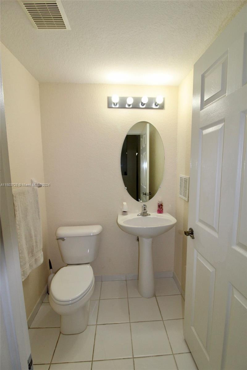 2416 SE 19th Ct #2416, Homestead, Florida 33035, 3 Bedrooms Bedrooms, ,2 BathroomsBathrooms,Residential,For Sale,2416 SE 19th Ct #2416,A11503728