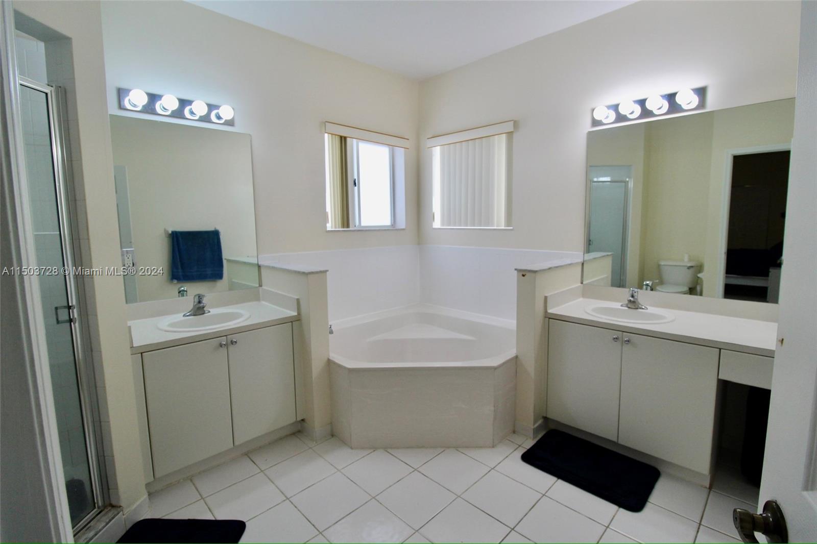 2416 SE 19th Ct #2416, Homestead, Florida 33035, 3 Bedrooms Bedrooms, ,2 BathroomsBathrooms,Residential,For Sale,2416 SE 19th Ct #2416,A11503728
