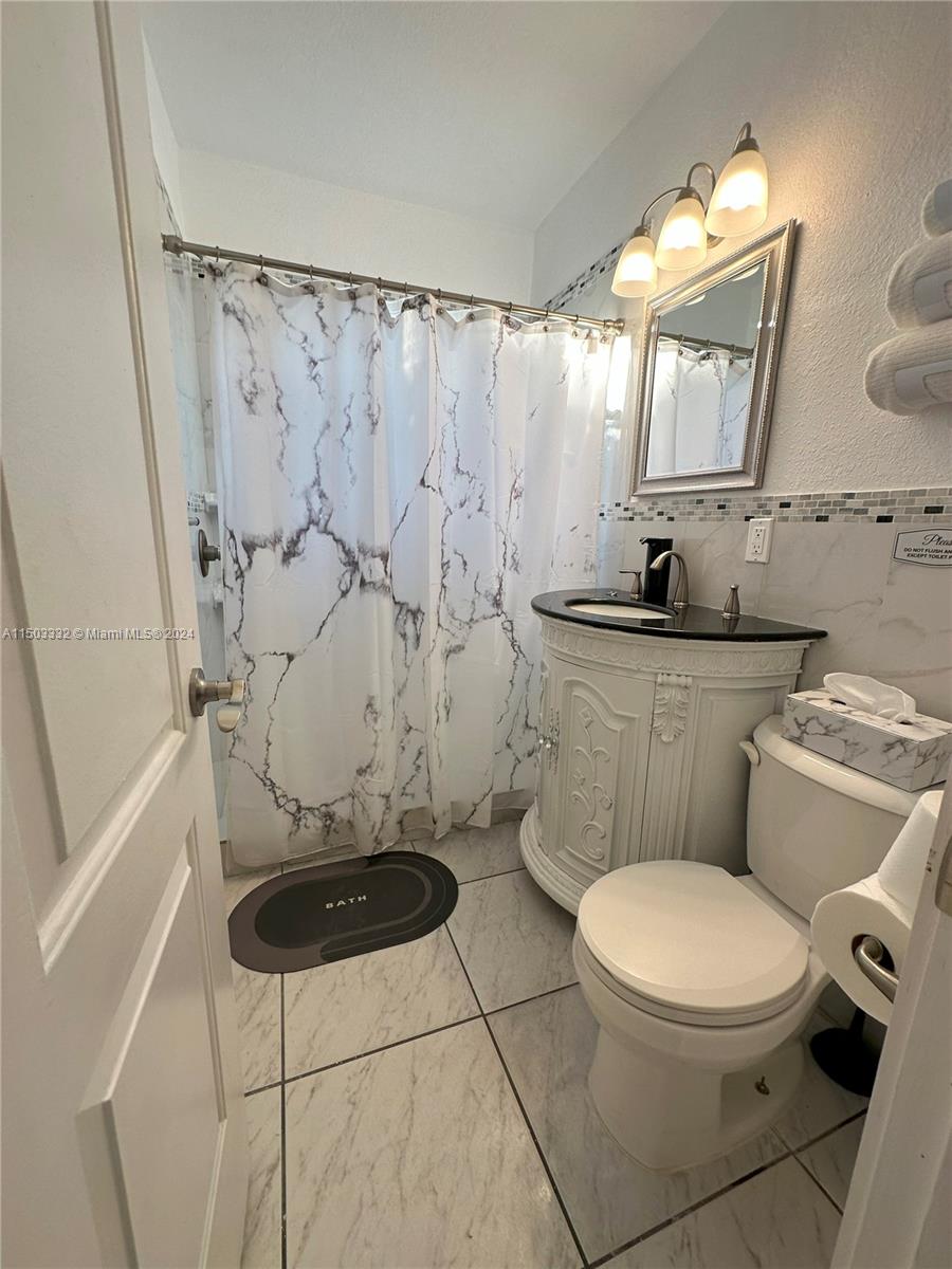 17080 NE 1st Ave, North Miami Beach, Florida 33162, 4 Bedrooms Bedrooms, ,2 BathroomsBathrooms,Residentiallease,For Rent,17080 NE 1st Ave,A11503332