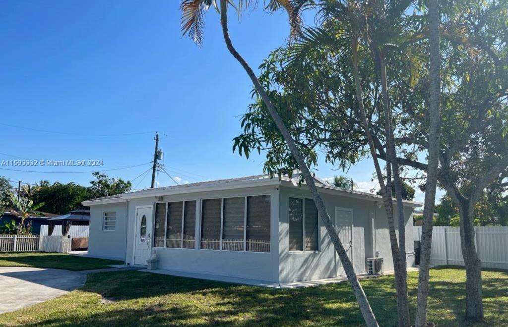 17080 NE 1st Ave, North Miami Beach, Florida 33162, 4 Bedrooms Bedrooms, ,2 BathroomsBathrooms,Residentiallease,For Rent,17080 NE 1st Ave,A11503332
