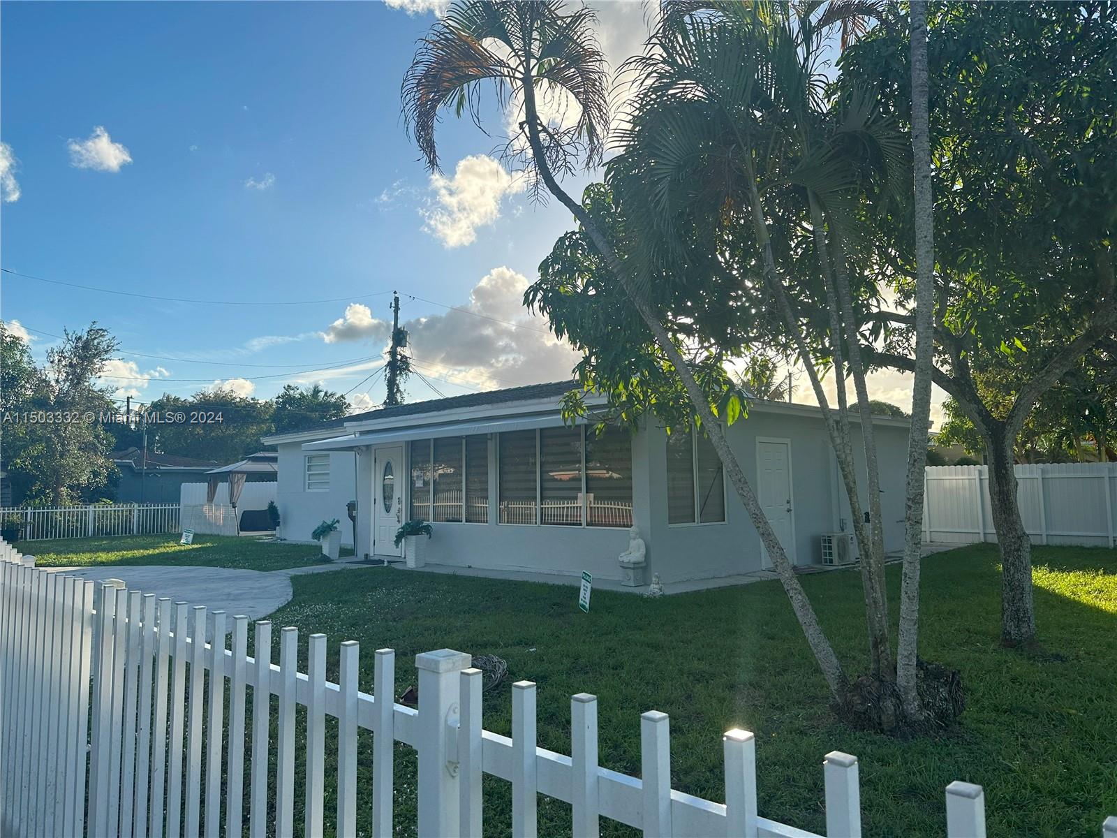 17080 NE 1st Ave, North Miami Beach, Florida 33162, 4 Bedrooms Bedrooms, ,2 BathroomsBathrooms,Residentiallease,For Rent,17080 NE 1st Ave,A11503332