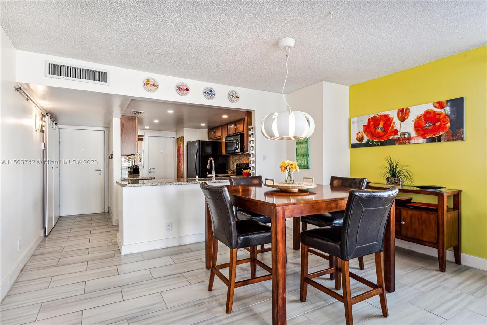 121 Golden Isles Dr 802, Hallandale Beach, Florida 33009, 2 Bedrooms Bedrooms, ,2 BathroomsBathrooms,Residential,For Sale,121 Golden Isles Dr 802,A11503742