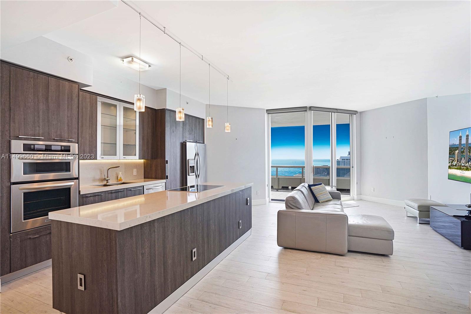 4775 COLLINS AV PH4104, Miami Beach, Florida 33140, 2 Bedrooms Bedrooms, ,2 BathroomsBathrooms,Residential,For Sale,4775 COLLINS AV PH4104,A11499660