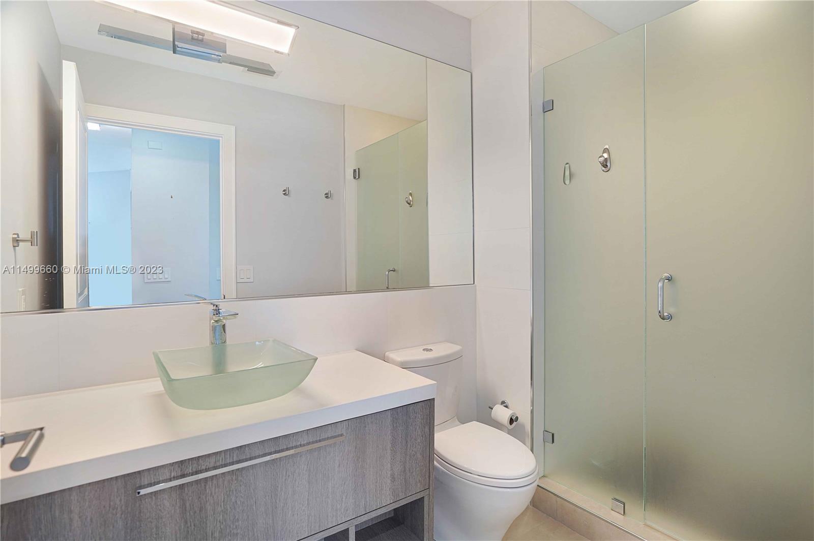 4775 COLLINS AV PH4104, Miami Beach, Florida 33140, 2 Bedrooms Bedrooms, ,2 BathroomsBathrooms,Residential,For Sale,4775 COLLINS AV PH4104,A11499660