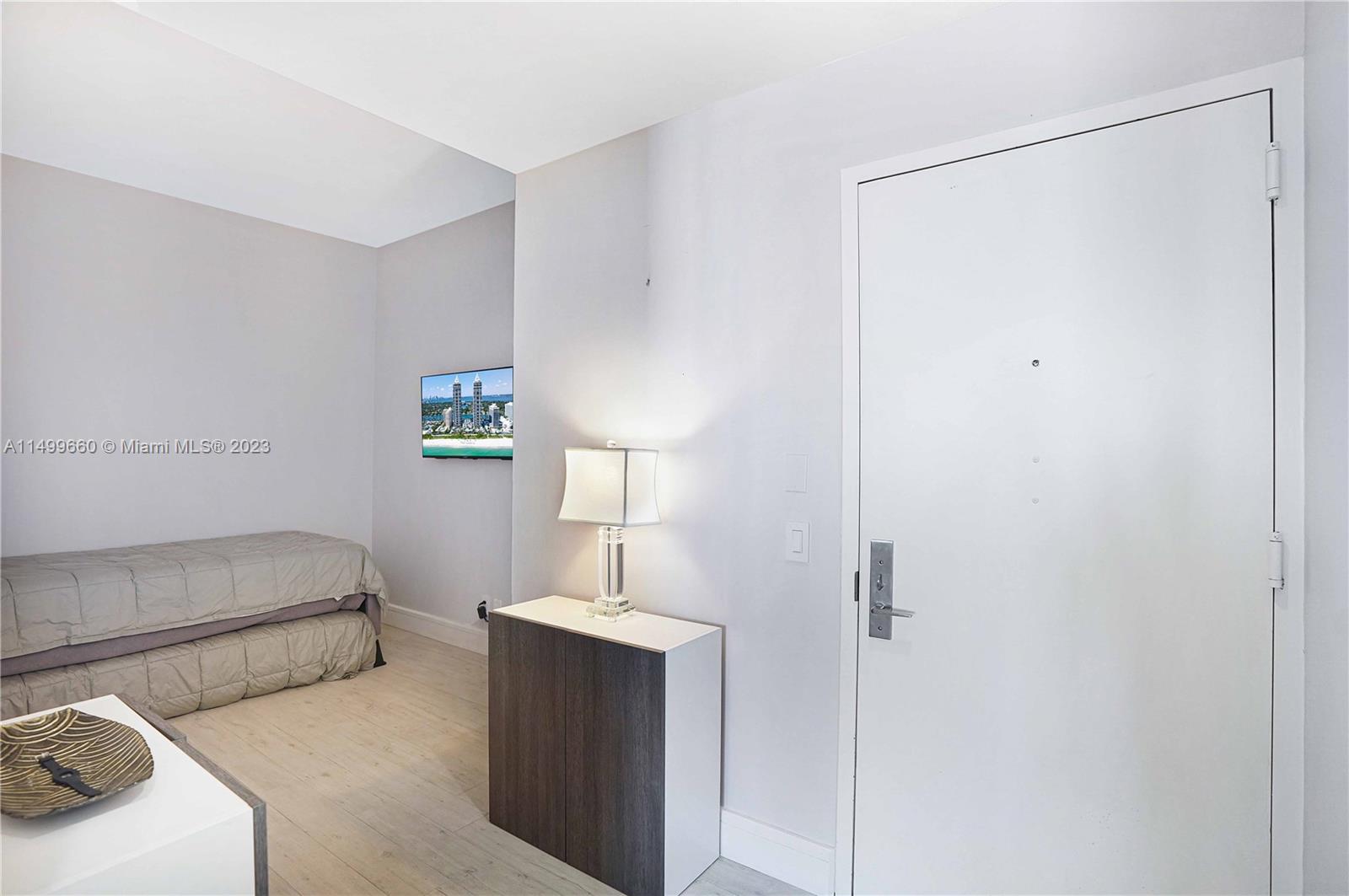 4775 COLLINS AV PH4104, Miami Beach, Florida 33140, 2 Bedrooms Bedrooms, ,2 BathroomsBathrooms,Residential,For Sale,4775 COLLINS AV PH4104,A11499660
