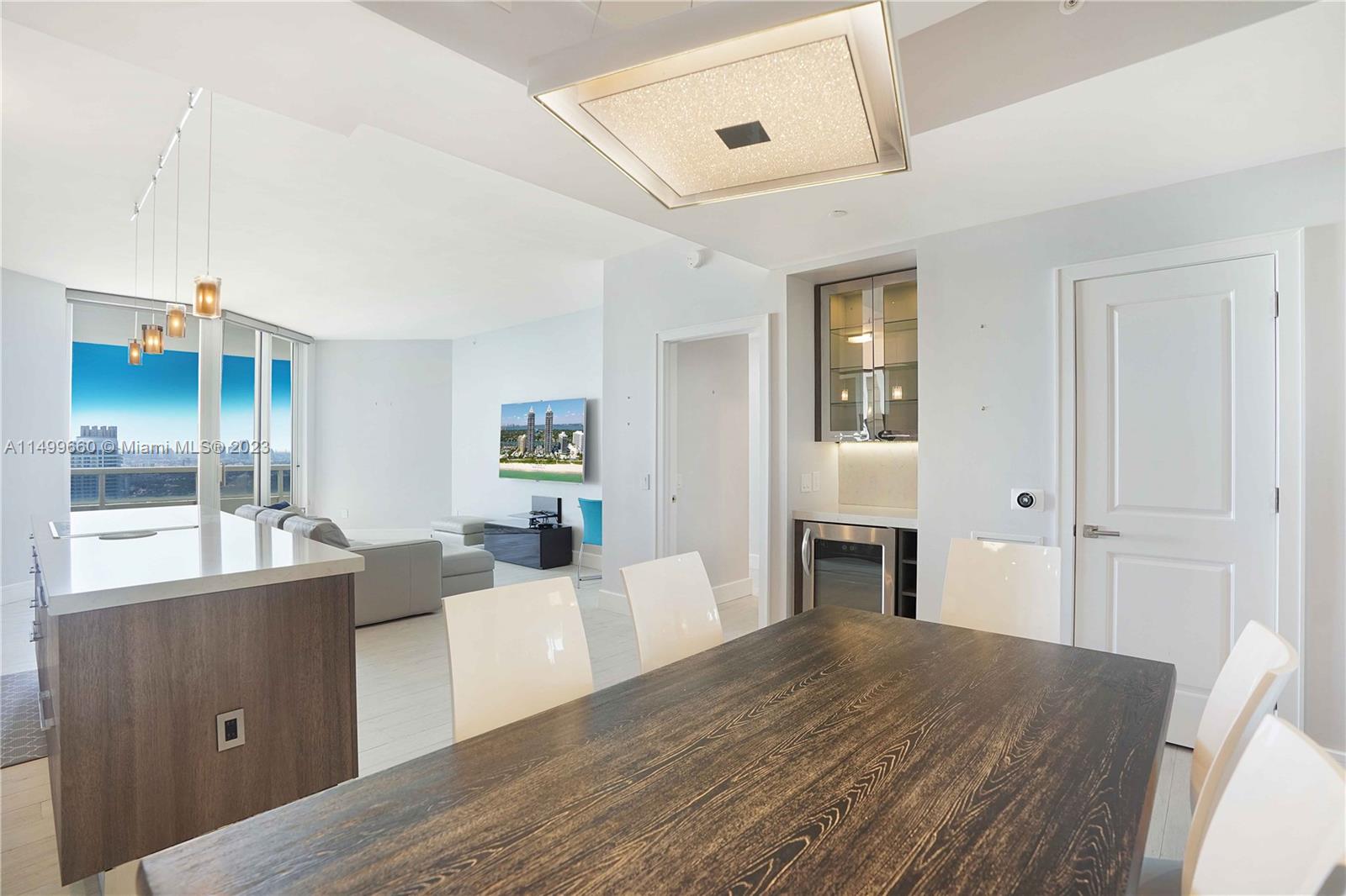 4775 COLLINS AV PH4104, Miami Beach, Florida 33140, 2 Bedrooms Bedrooms, ,2 BathroomsBathrooms,Residential,For Sale,4775 COLLINS AV PH4104,A11499660