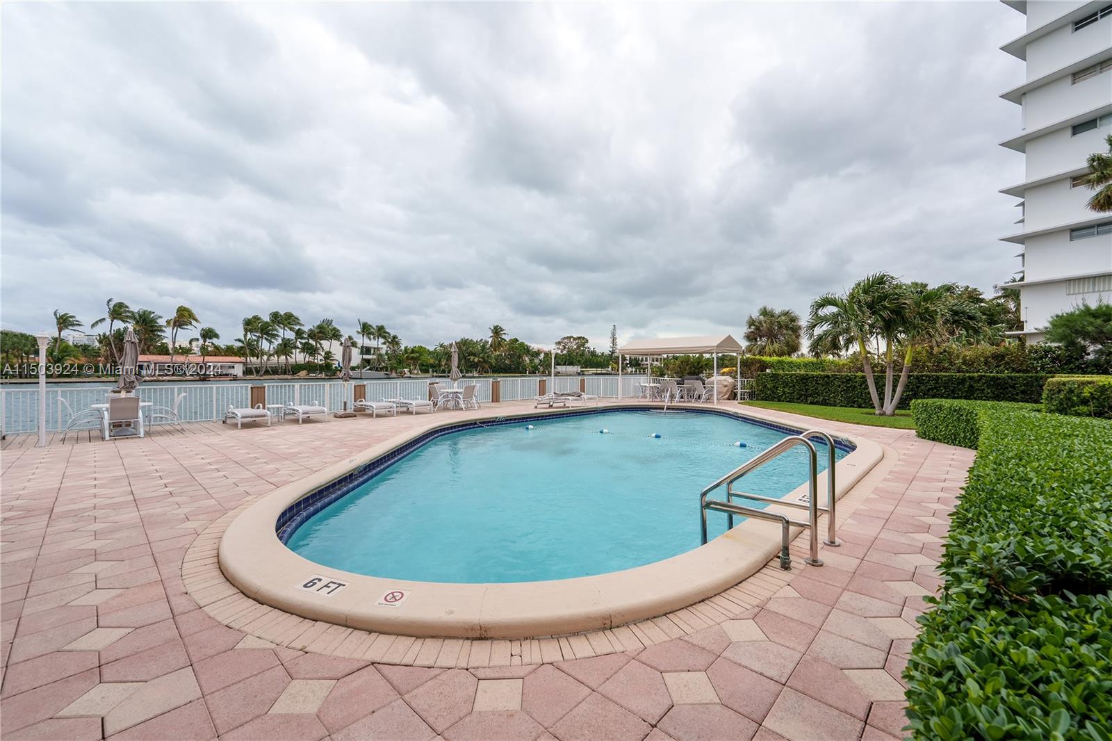 9111 E Bay Harbor Dr 6A, Bay Harbor Islands, Florida 33154, 2 Bedrooms Bedrooms, ,2 BathroomsBathrooms,Residential,For Sale,9111 E Bay Harbor Dr 6A,A11503924