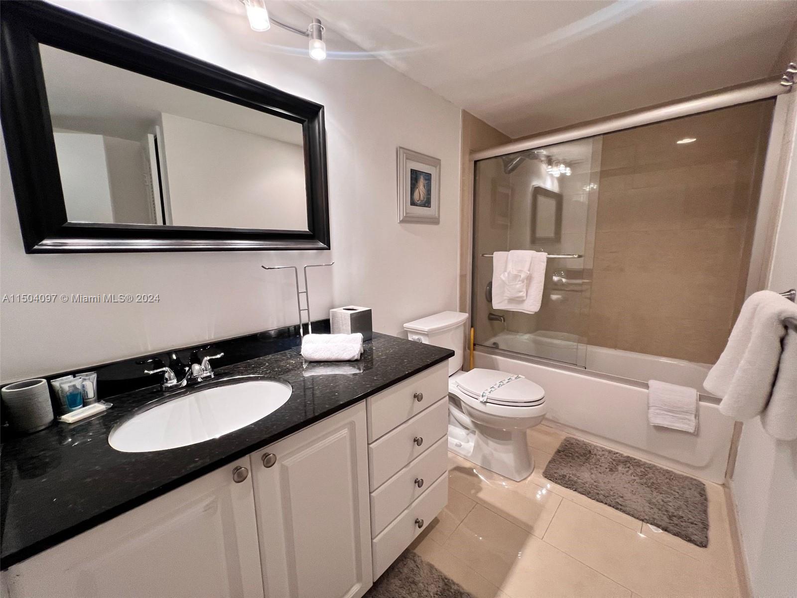 19380 Collins Ave 1414, Sunny Isles Beach, Florida 33160, 1 Bedroom Bedrooms, ,1 BathroomBathrooms,Residentiallease,For Rent,19380 Collins Ave 1414,A11504097