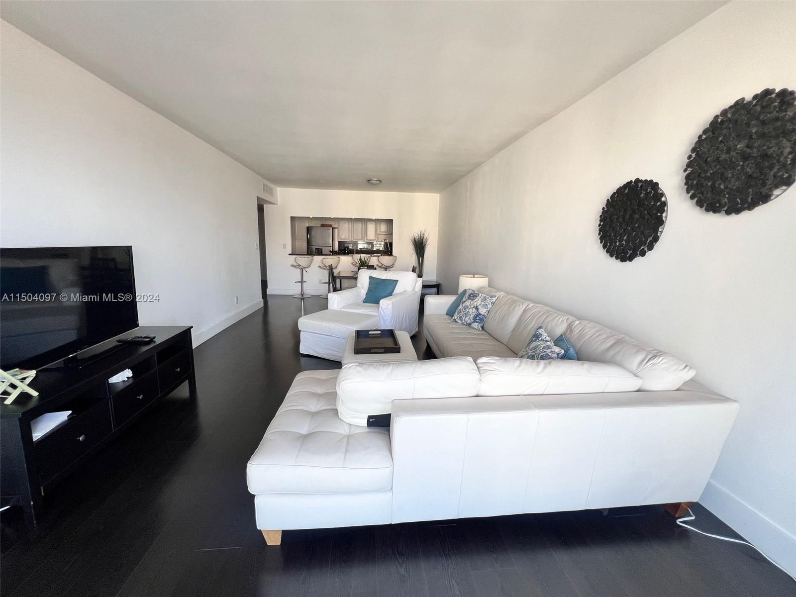 19380 Collins Ave 1414, Sunny Isles Beach, Florida 33160, 1 Bedroom Bedrooms, ,1 BathroomBathrooms,Residentiallease,For Rent,19380 Collins Ave 1414,A11504097