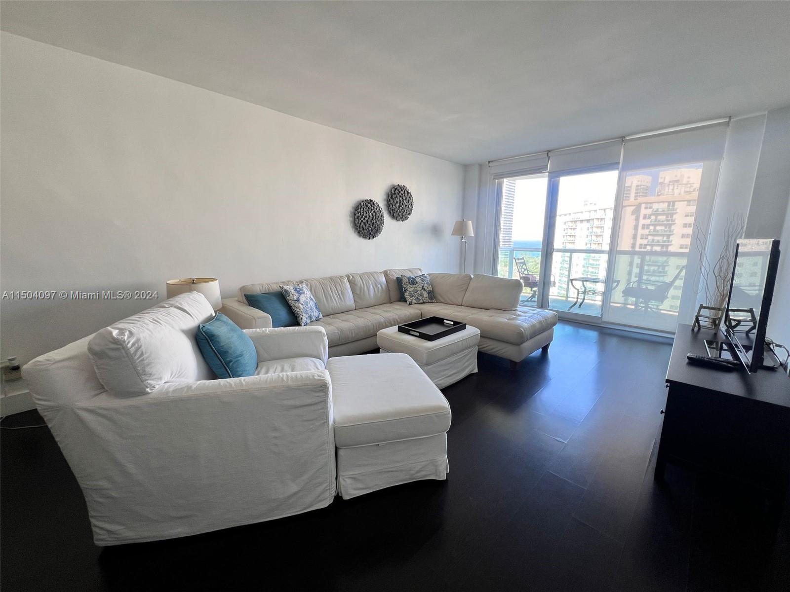 19380 Collins Ave 1414, Sunny Isles Beach, Florida 33160, 1 Bedroom Bedrooms, ,1 BathroomBathrooms,Residentiallease,For Rent,19380 Collins Ave 1414,A11504097
