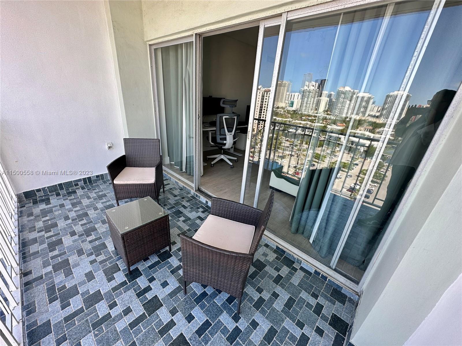 500 Bayview Dr 1725, Sunny Isles Beach, Florida 33160, 1 Bedroom Bedrooms, ,1 BathroomBathrooms,Residential,For Sale,500 Bayview Dr 1725,A11500558