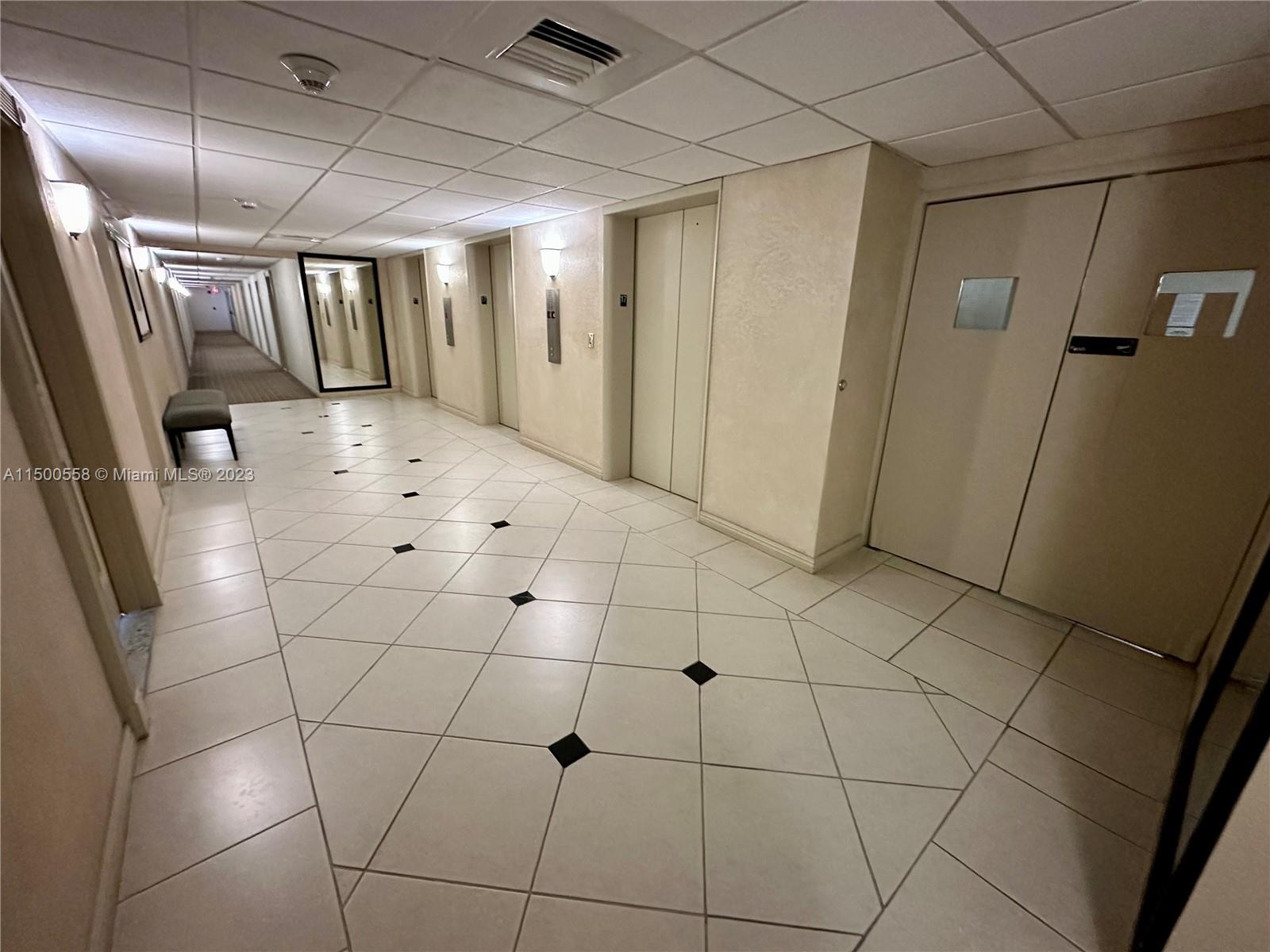 500 Bayview Dr 1725, Sunny Isles Beach, Florida 33160, 1 Bedroom Bedrooms, ,1 BathroomBathrooms,Residential,For Sale,500 Bayview Dr 1725,A11500558