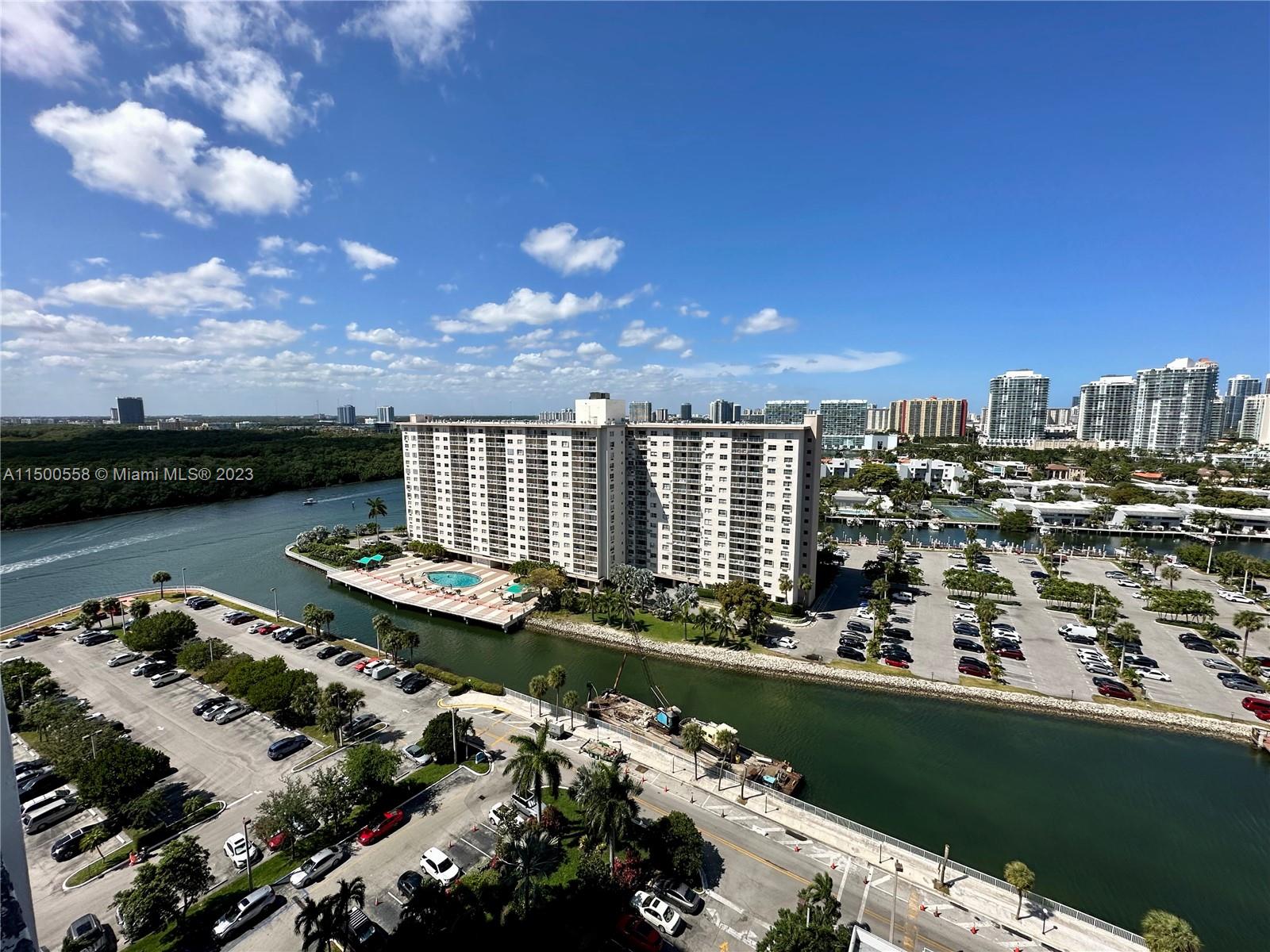 500 Bayview Dr 1725, Sunny Isles Beach, Florida 33160, 1 Bedroom Bedrooms, ,1 BathroomBathrooms,Residential,For Sale,500 Bayview Dr 1725,A11500558