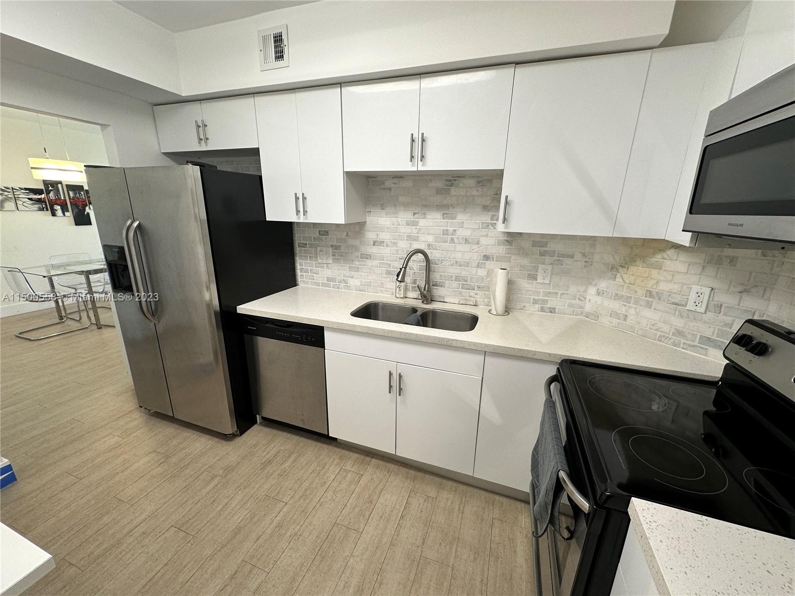 500 Bayview Dr 1725, Sunny Isles Beach, Florida 33160, 1 Bedroom Bedrooms, ,1 BathroomBathrooms,Residential,For Sale,500 Bayview Dr 1725,A11500558