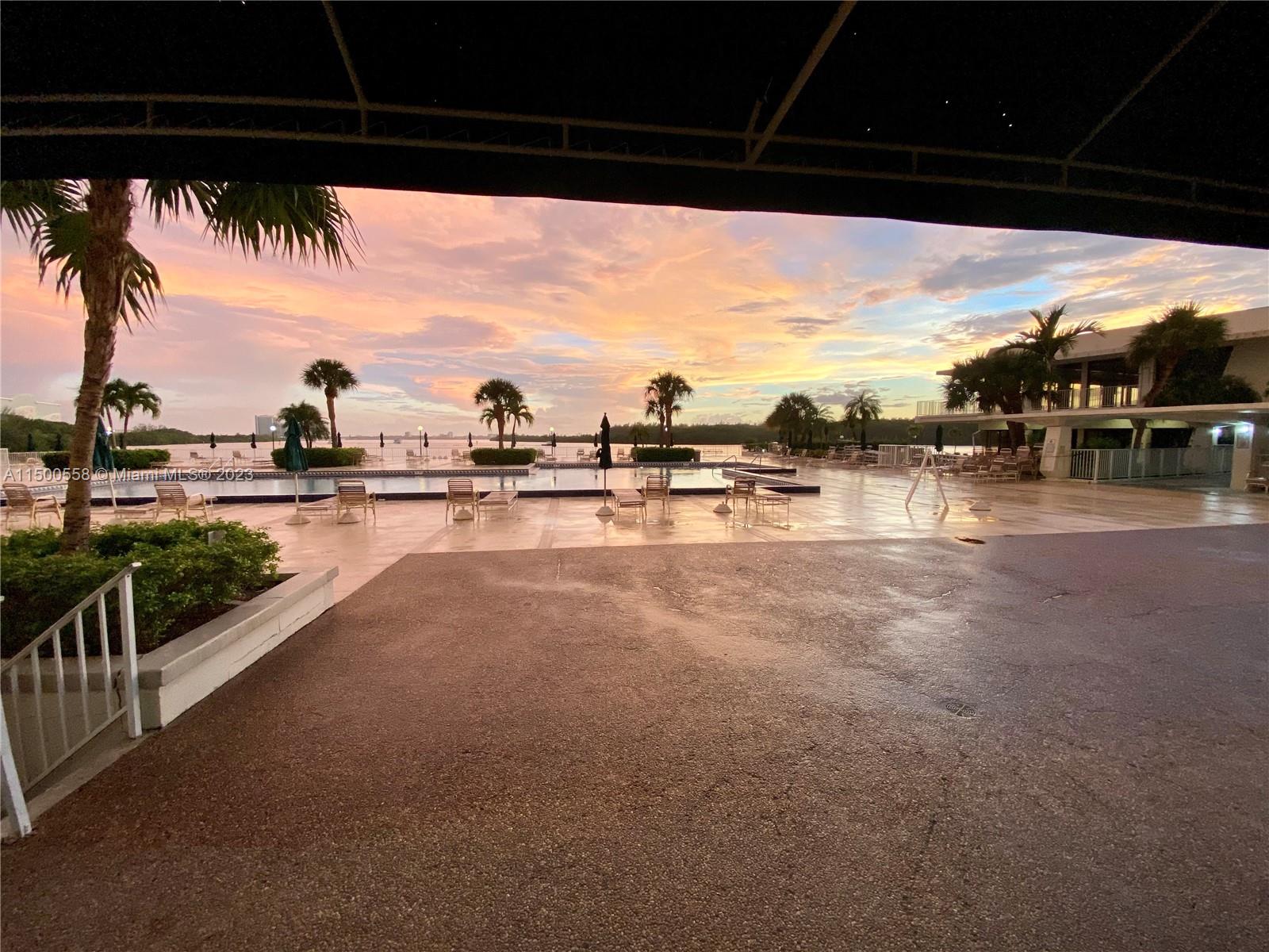 500 Bayview Dr 1725, Sunny Isles Beach, Florida 33160, 1 Bedroom Bedrooms, ,1 BathroomBathrooms,Residential,For Sale,500 Bayview Dr 1725,A11500558