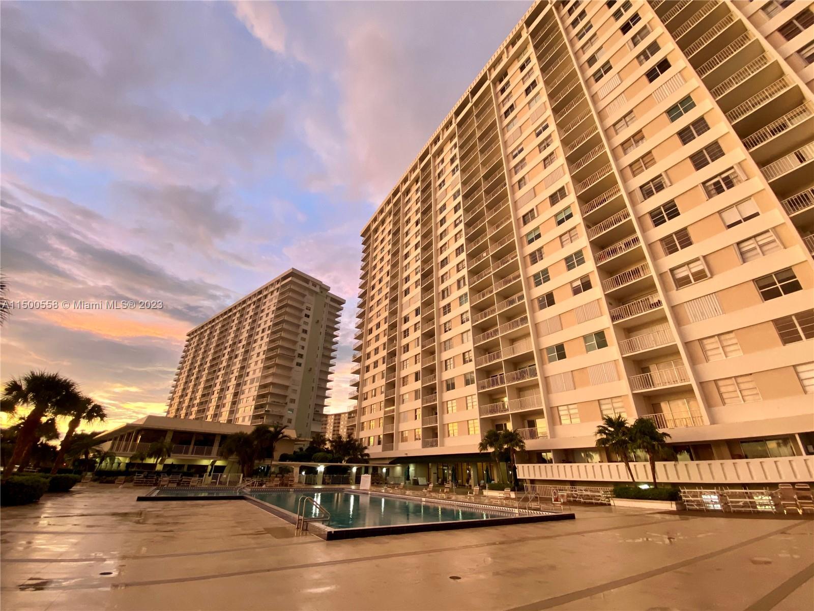 500 Bayview Dr 1725, Sunny Isles Beach, Florida 33160, 1 Bedroom Bedrooms, ,1 BathroomBathrooms,Residential,For Sale,500 Bayview Dr 1725,A11500558