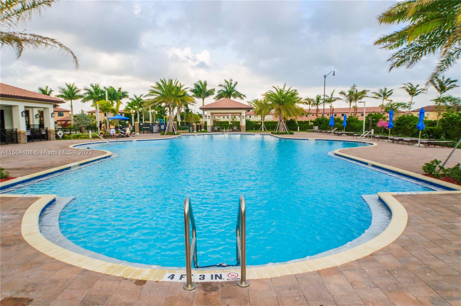 144 NE 37th Ter 144, Homestead, Florida 33033, 3 Bedrooms Bedrooms, ,2 BathroomsBathrooms,Residentiallease,For Rent,144 NE 37th Ter 144,A11504108